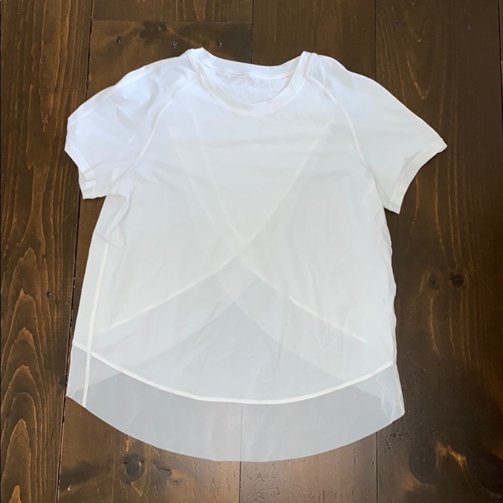 Lulu t shirt
